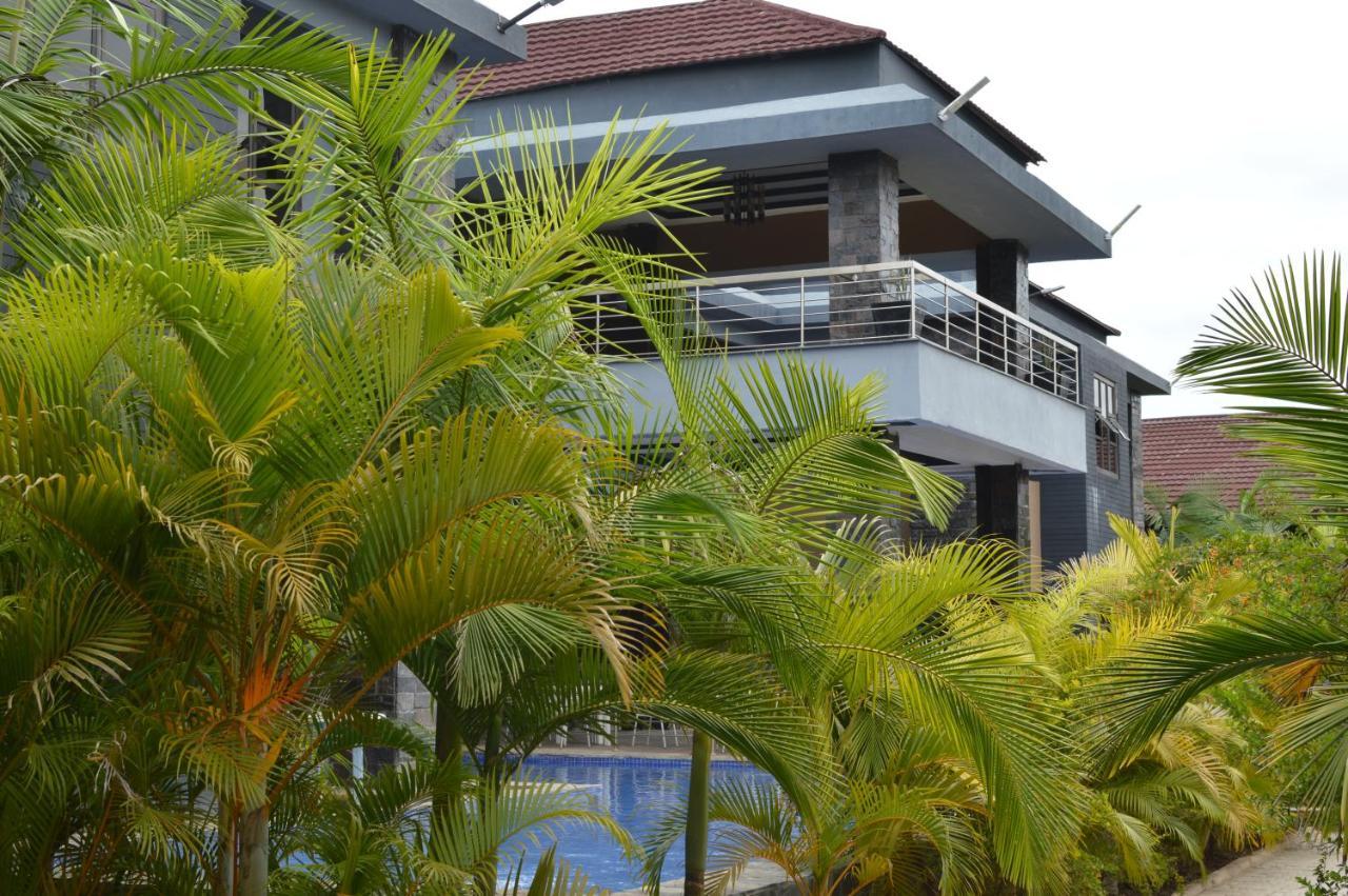 Palm Kalash Hotel Lusaka Buitenkant foto